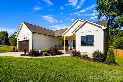 2616 Teague St, Lincolnton, NC 28092