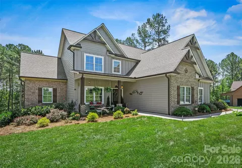 4975 Harbor View W Dr W, Granite Falls, NC 28630