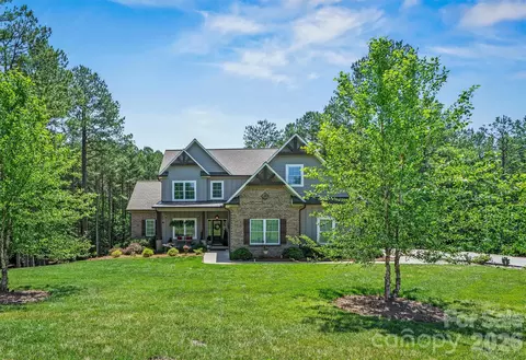 4975 Harbor View W Dr W, Granite Falls, NC 28630