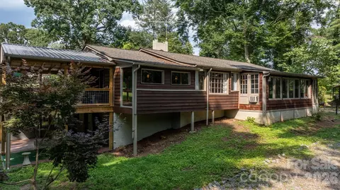 3466 Dry Ponds Rd, Granite Falls, NC 28630