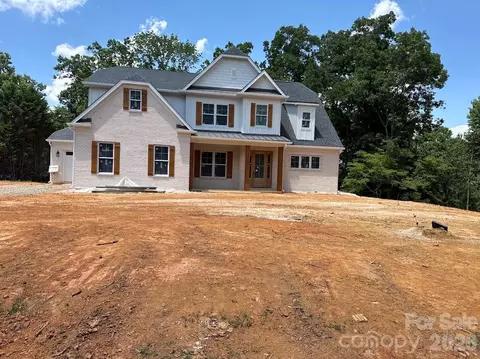 326 Point Carpenter Rd, Fort Mill, SC 29707