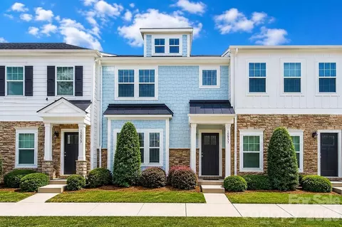15033 Meacham Farm 53 Dr #53, Huntersville, NC 28078