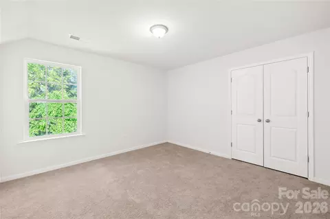 Bedroom - 1072 Willow Bend Dr, Fort Mill, SC 29708 photo 3 of 4