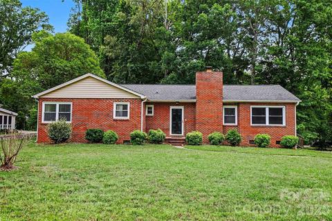 217 Oakwood Ave, York, SC 29745