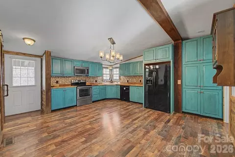 Kitchen - 1668 Buff Creek Rd, Sylva, NC 28779 photo 1 of 1