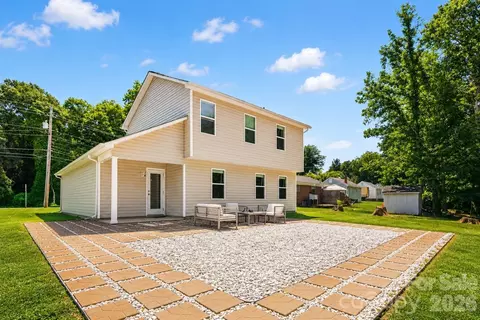 1121 N Broad St, Gastonia, NC 28054