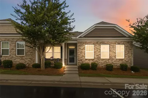 8420 Union Central Ct, Waxhaw, NC 28173