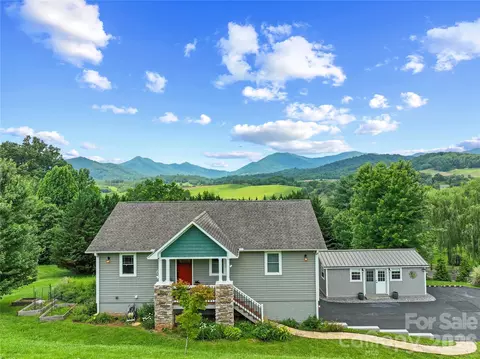34 Justice Dr, Leicester, NC 28748