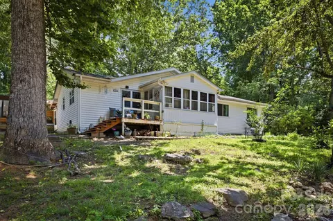 3153 Faith Temple Church Rd, Morganton, NC 28655
