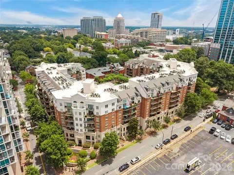 300 W 5th 343 St #343, Charlotte, NC 28202