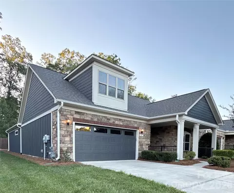 1617 Traditions 4 Ct #4, Waxhaw, NC 28173
