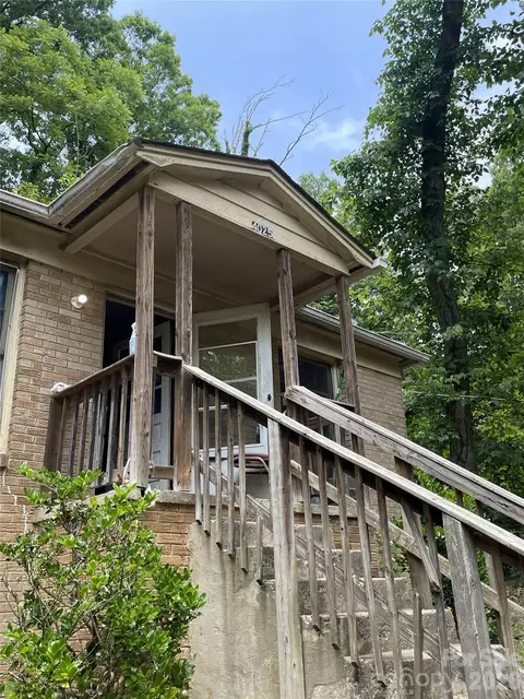 4025 Plato Cir, Charlotte, NC 28208