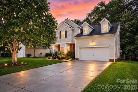 11327 Ridge Oak Dr, Charlotte, NC 28273