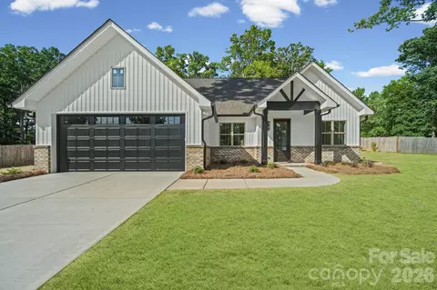 851 Sorrel Ln, Oakboro, NC 28129