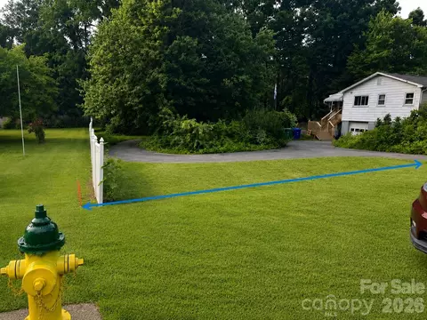 9999 Northeast Ave, Swannanoa, NC 28778