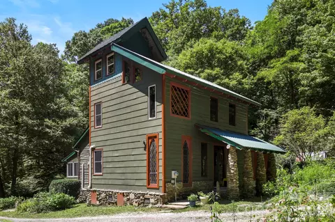 173 Camp Elliott Rd, Black Mountain, NC 28711