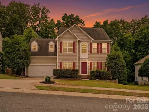 4030 Garden Oak Dr, Indian Trail, NC 28079