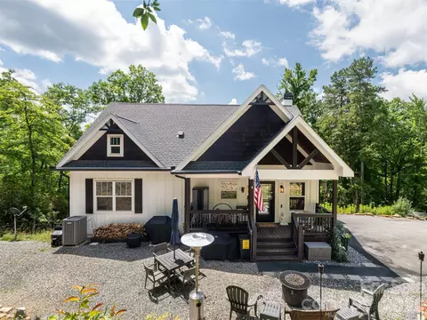 78 Boyd View Ln, Mills River, NC 28759