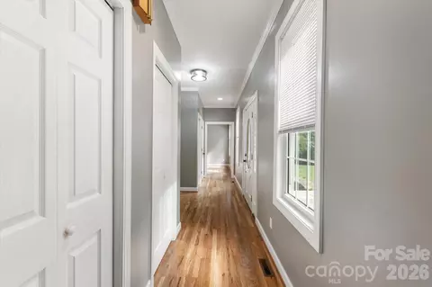 Entry Way - 690 Stacy Hill Rd, Marion, NC 28752 photo 2 of 2