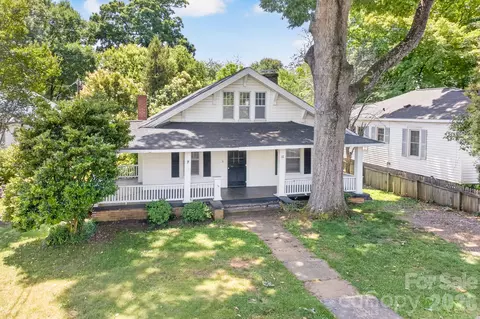 11 Cedar St, Belmont, NC 28012