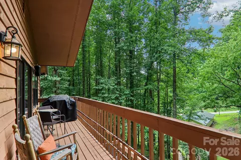 Exterior - 125 Nugget Ln, Sylva, NC 28779 photo 6 of 10