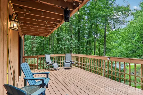 Exterior - 125 Nugget Ln, Sylva, NC 28779 photo 5 of 10