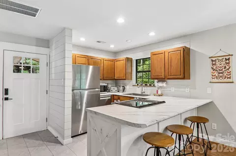 Kitchen - 125 Nugget Ln, Sylva, NC 28779 photo 1 of 2