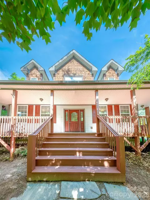 340 Old Haw Creek Rd, Asheville, NC 28805