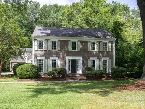 2901 Valencia Ter, Charlotte, NC 28211