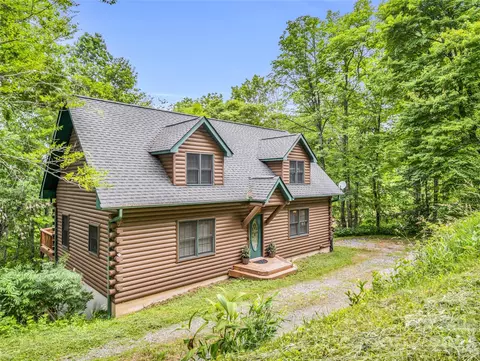 145 Lucas Ln, Mars Hill, NC 28754