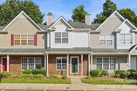 2235 Preakness Ct, Charlotte, NC 28273