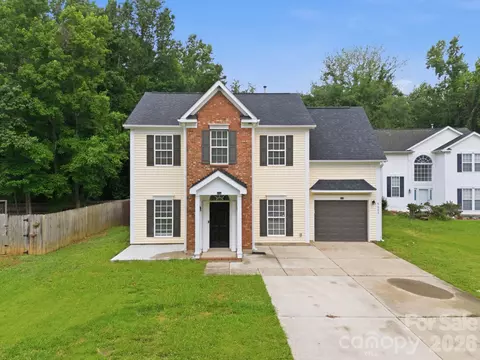5423 Starflower Dr, Charlotte, NC 28215