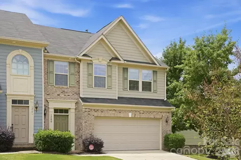 1760 Evergreen Dr, Charlotte, NC 28208