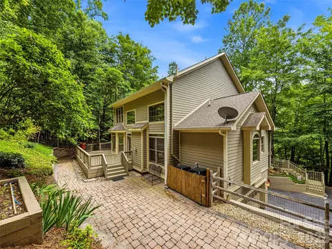 840 Stoney Stream Ln, Arden, NC 28704
