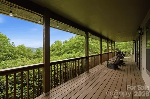 276 Four Diamond Dr, Seven Devils, NC 28604 photo 11