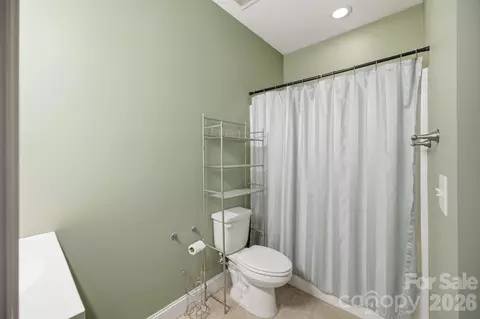 Bath - 3953 Will Proctor St, Denver, NC 28037 photo 3 of 3