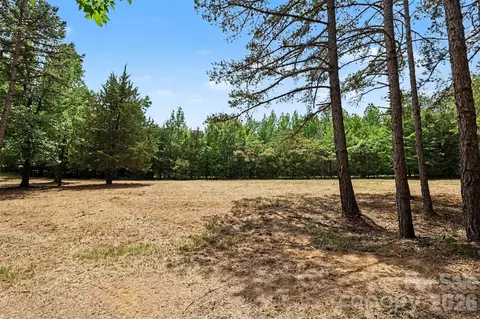 1508 Union Rd, Matthews, NC 28104