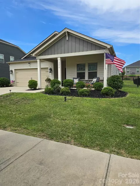 3850 Longmore Ln, Kannapolis, NC 28081