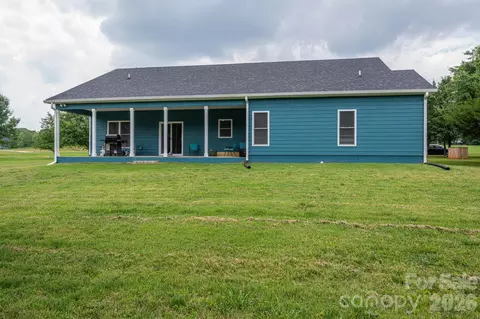 Exterior - 3103 Richview Dr, Crouse, NC 28033 photo 6 of 6
