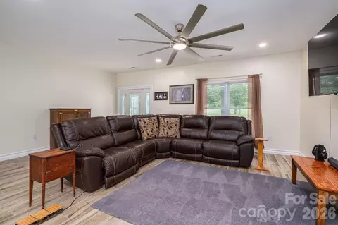 Living - 3103 Richview Dr, Crouse, NC 28033 photo 1 of 2
