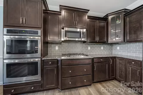 Kitchen - 4100 Highgate Ln, Lancaster, SC 29720 photo 2 of 3