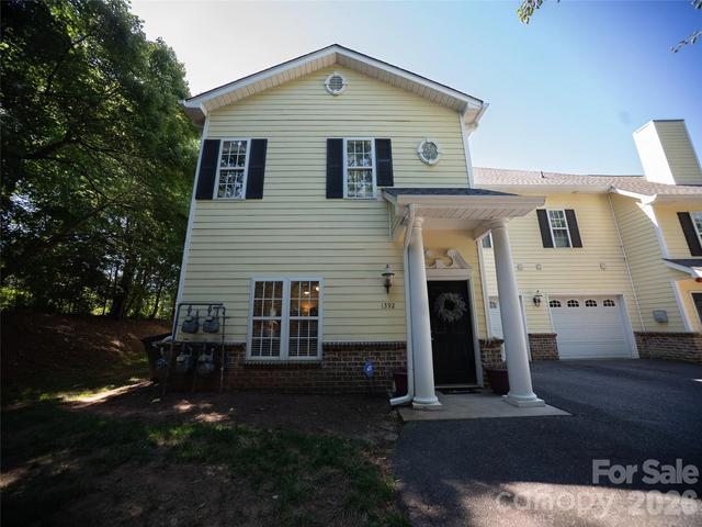 1392 21st Ne Ave NE, Hickory, NC 28601