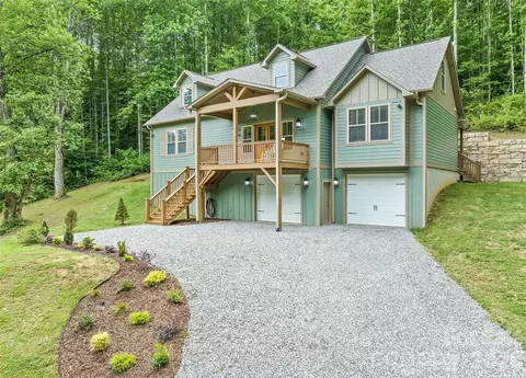 85 Garnet Spring Ln, Waynesville, NC 28785