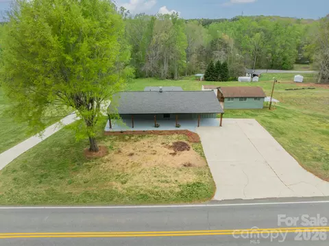 1410 Mays Chapel Church Rd, Newton, NC 28658