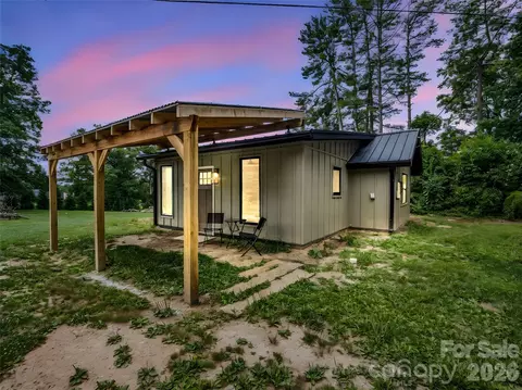 54 Old Lime Kiln Rd, Arden, NC 28704