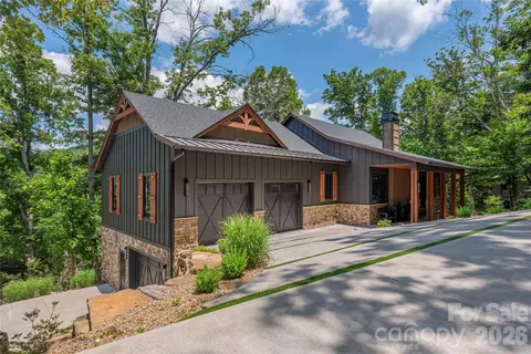 28 Garren View Dr, Fairview, NC 28730