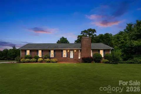 753 Patrick Rd, Gastonia, NC 28056
