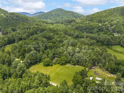 0 Foster Creek Rd, Horse Shoe, NC 28742