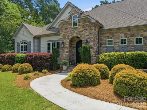5717 Weddington Rd, Concord, NC 28027