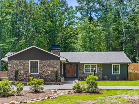 26 Glen Cove Rd, Arden, NC 28704